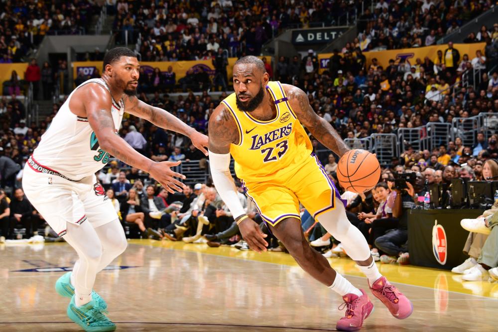 许在伊萨克 许在伊萨克